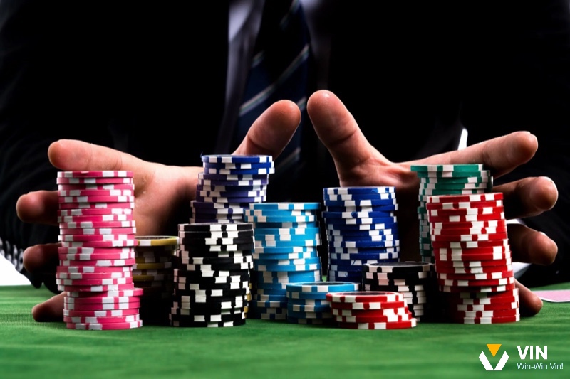 Deep Stack Poker là loại hình chơi poker hấp dẫn với mức cực cực cao 